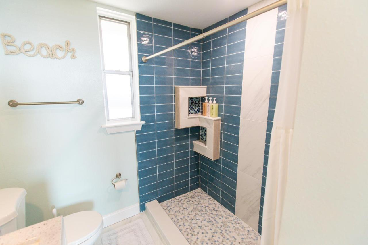 New Listing! Centrally Located Efficiency One Mile To The Beach! Jacksonville Beach Eksteriør billede